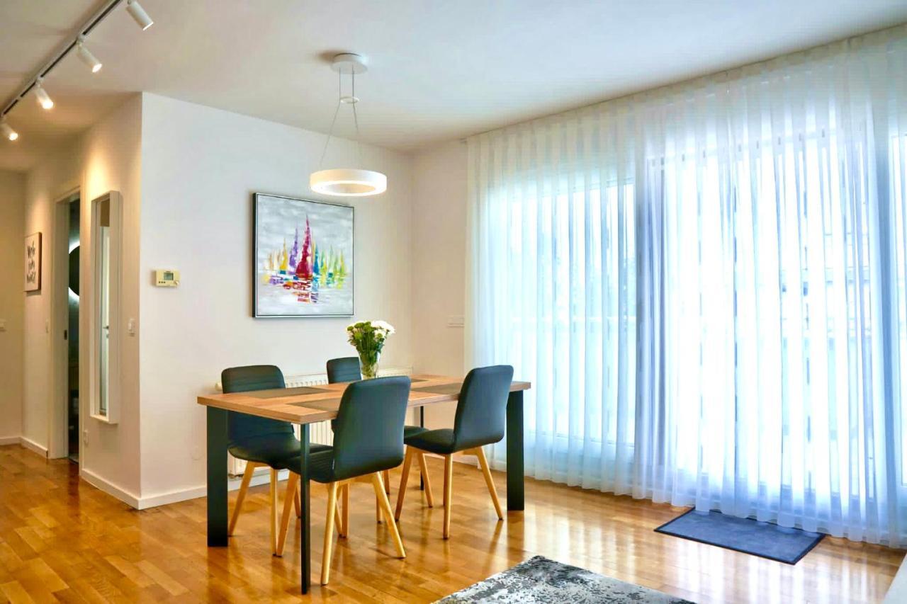 Zen Apartment *